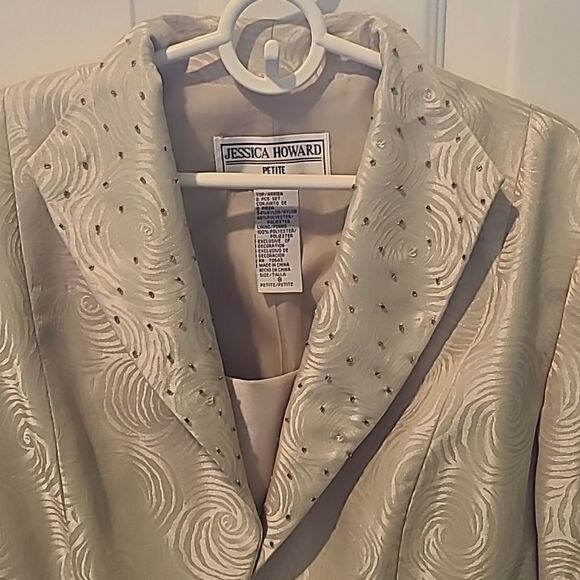 Ladies Size 8 Petite Piece Formal Dress Set From Jessica Howard - Picture 5 of 14